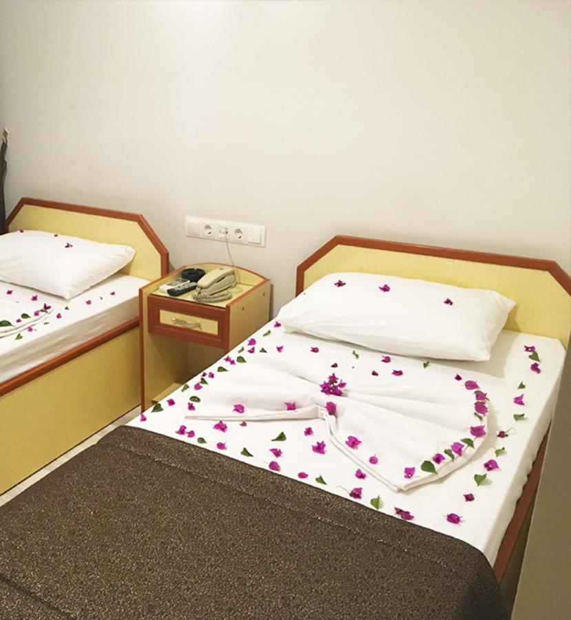 Dostlar Hotel 梅尔辛 外观 照片