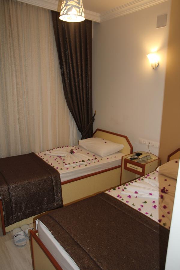 Dostlar Hotel 梅尔辛 外观 照片